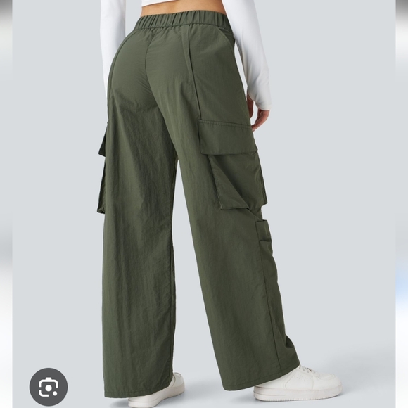 Halara Green Wide Leg Cargo Pant NWT XL - Picture 3 of 10